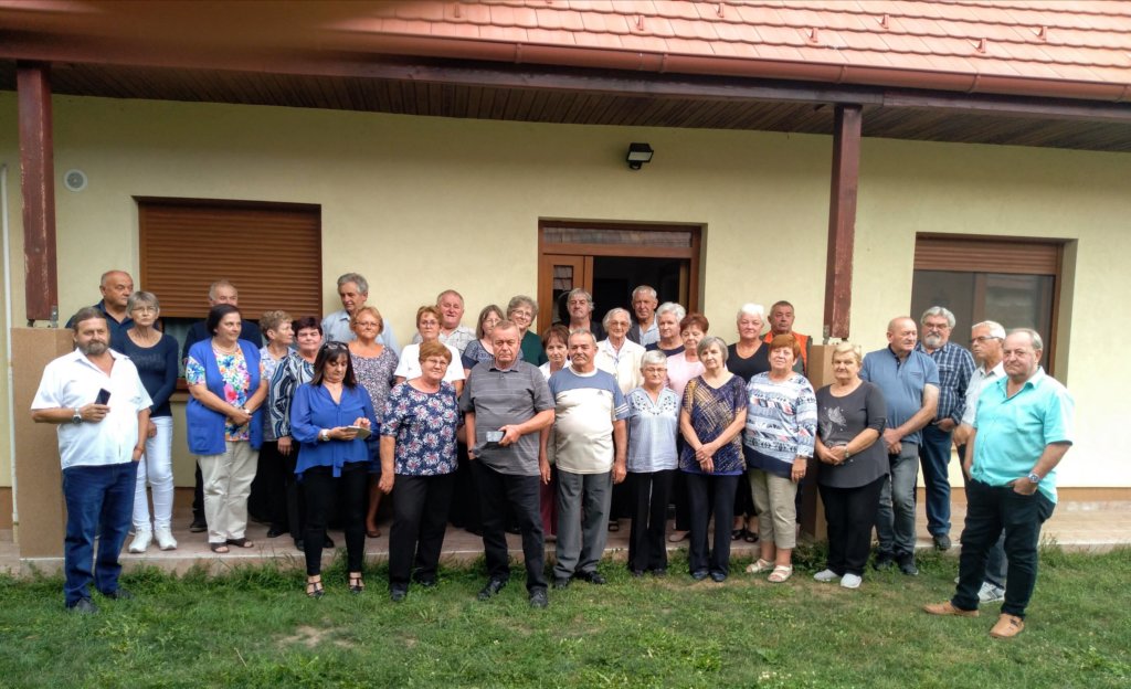 osztalytalakozo